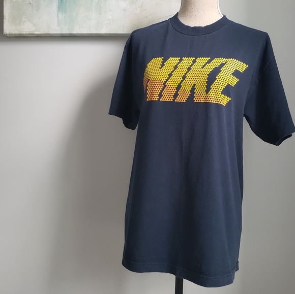 VINTAGE NIKE T-SHIRT IN NAVY MEN SIZE M